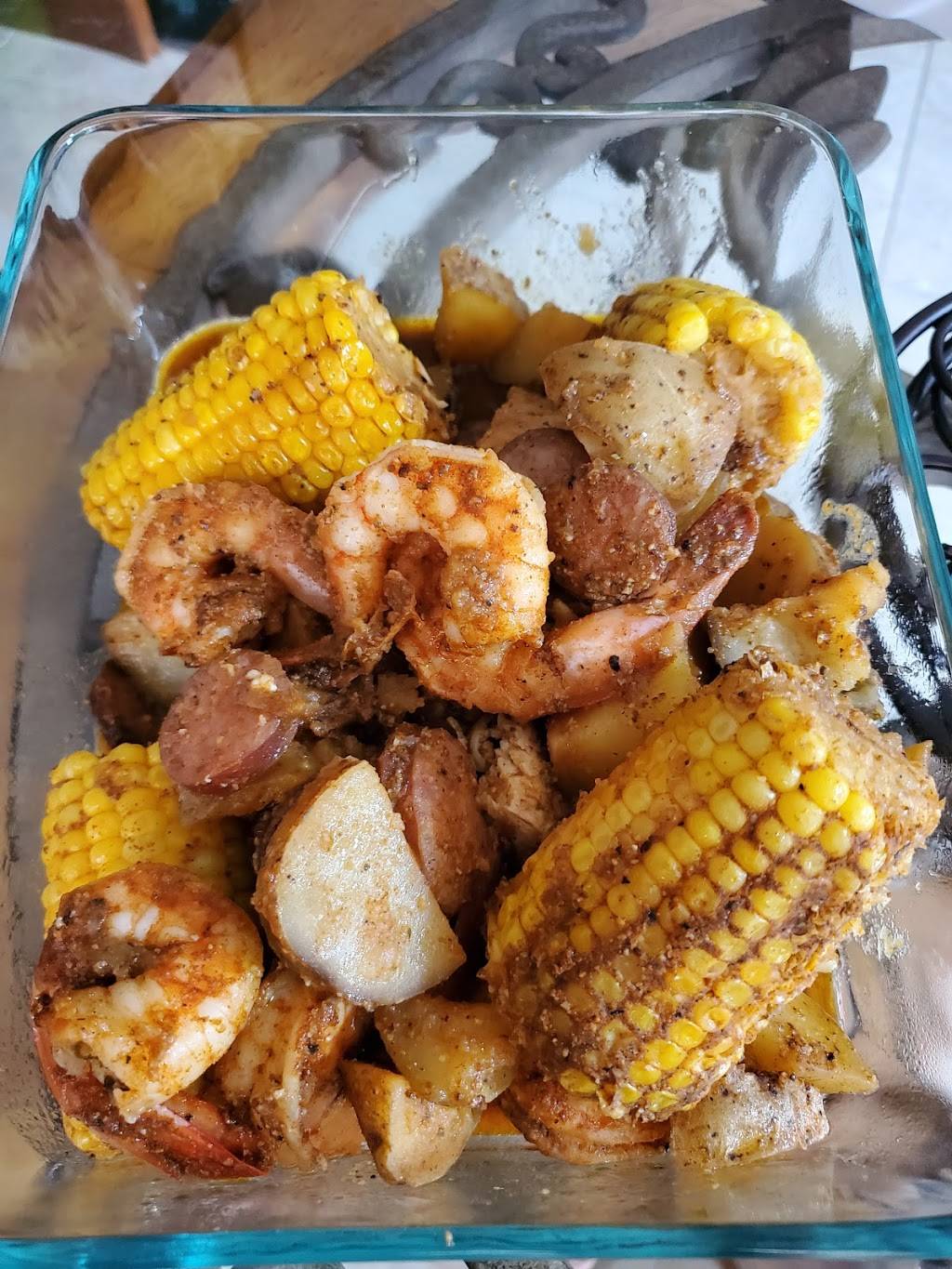 Chippers seafood and southern fusion | restaurant | 1023 State St, Erie, PA 16501, USA | 8149209006 OR +1 814-920-9006