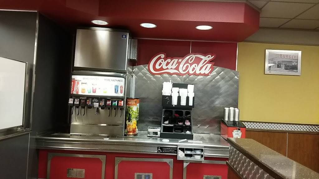 Carls Jr. | restaurant | 655 Coleman Ave, San Jose, CA 95110, USA | 4082925240 OR +1 408-292-5240