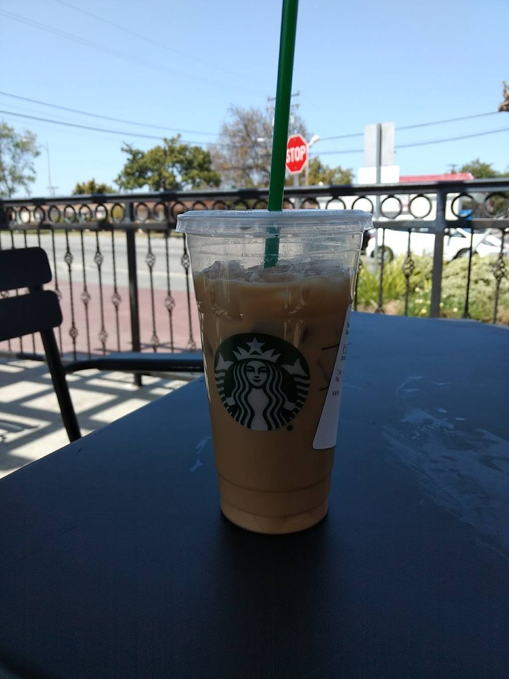 Starbucks | cafe | 14301 Bellflower Blvd, Bellflower, CA 90706, USA | 5629255726 OR +1 562-925-5726