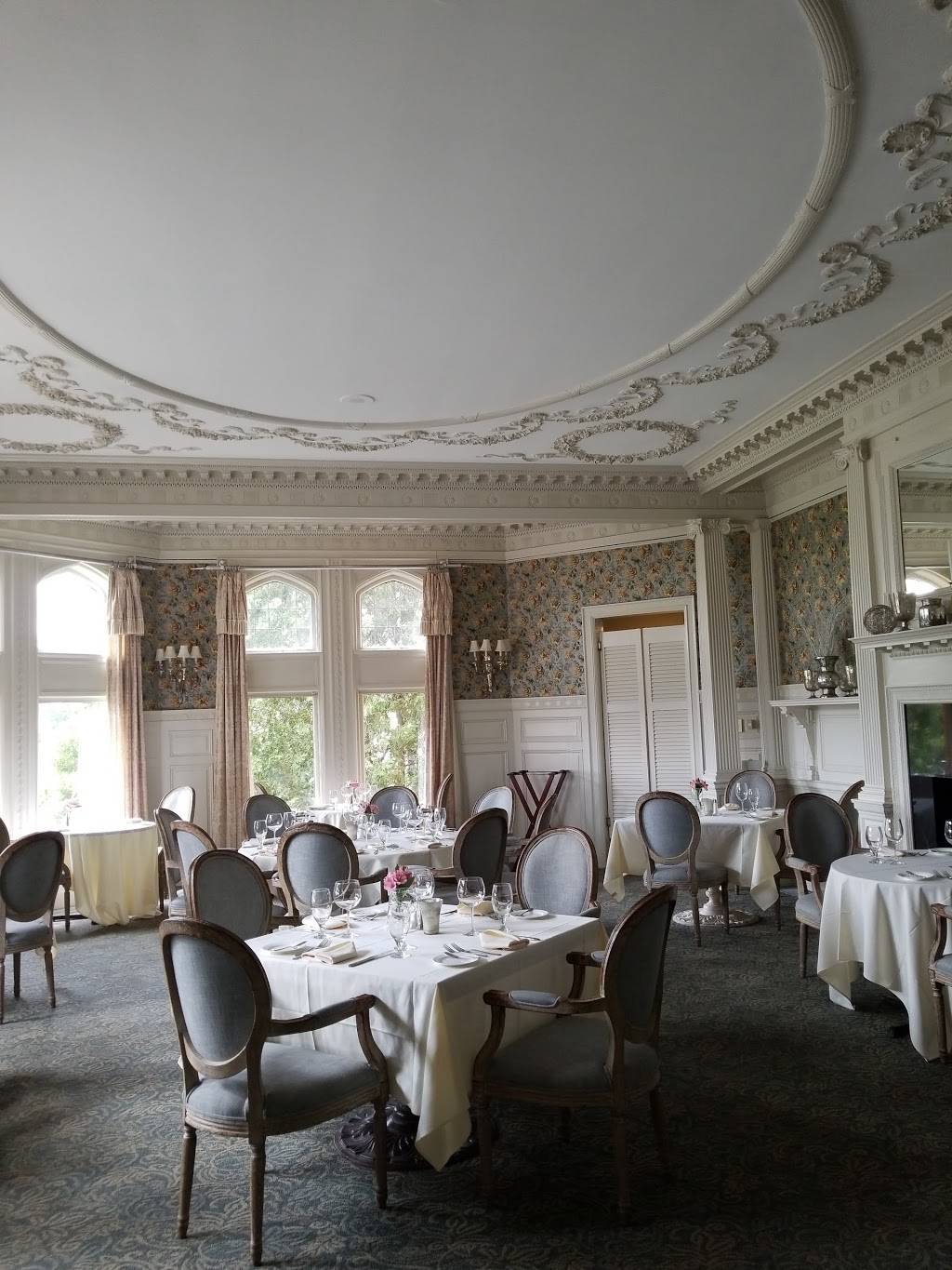 Wyndhurst | restaurant | 55 Lee Rd, Lenox, MA 01240, USA | 4136371364 OR +1 413-637-1364