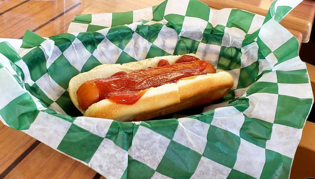 The Pelicans Nest Restaurant | restaurant | 5085 Shanty Creek Rd, Bellaire, MI 49615, USA | 2315339000 OR +1 231-533-9000