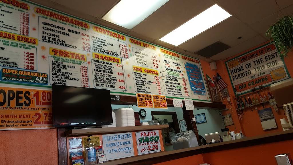 Buenos Dias Burritos | restaurant | 919 W Irving Park Rd, Itasca, IL 60143, USA | 6302507666 OR +1 630-250-7666