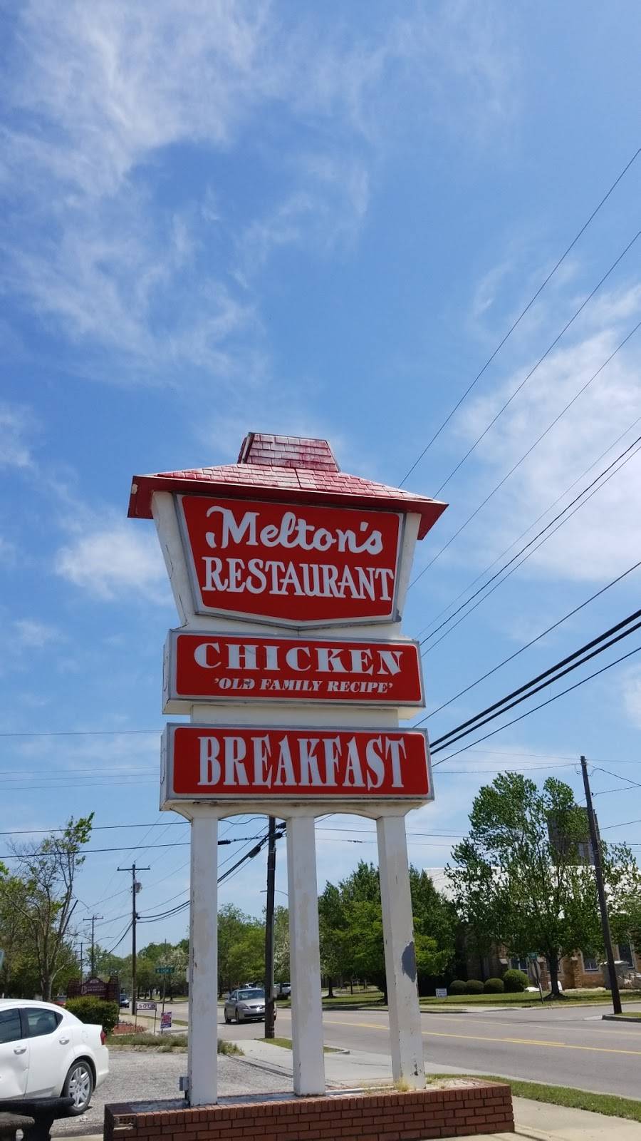 Meltons Restaurant | restaurant | 1000 W Broad St, Elizabethtown, NC 28337, USA | 9108624116 OR +1 910-862-4116