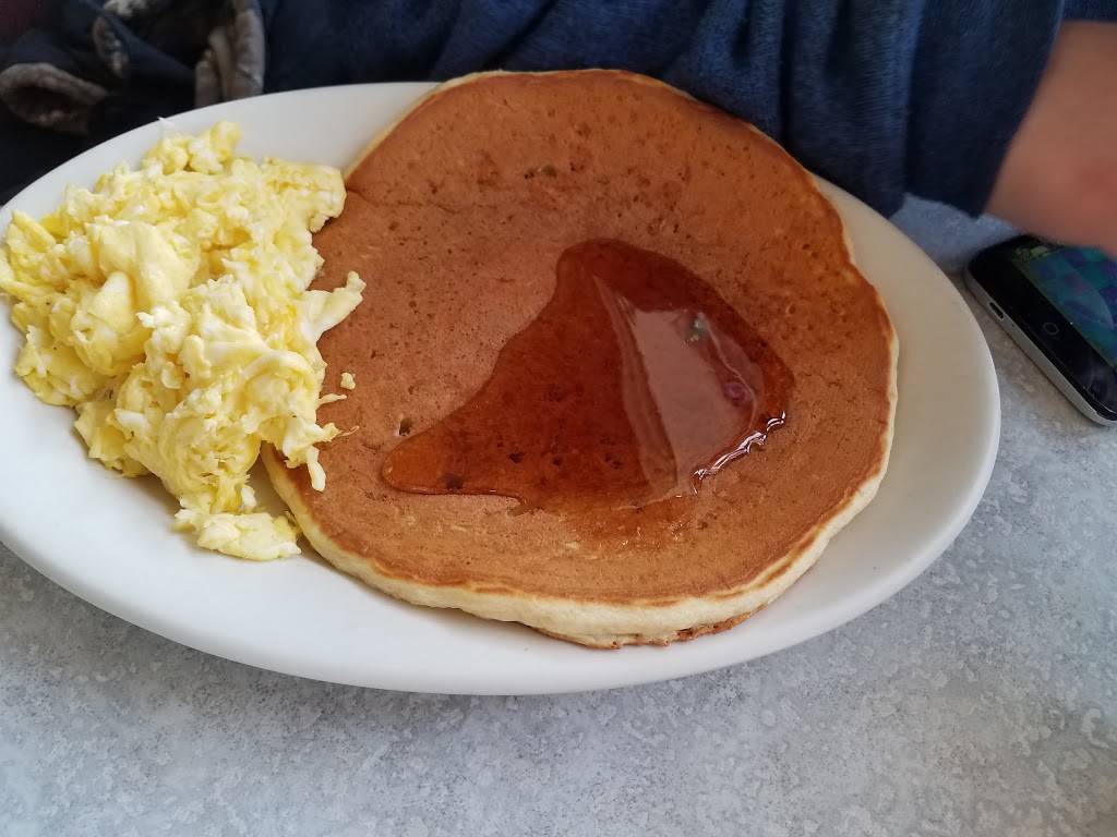 Freight House | restaurant | 285 N Lake St, Phillips, WI 54555, USA | 7153393744 OR +1 715-339-3744