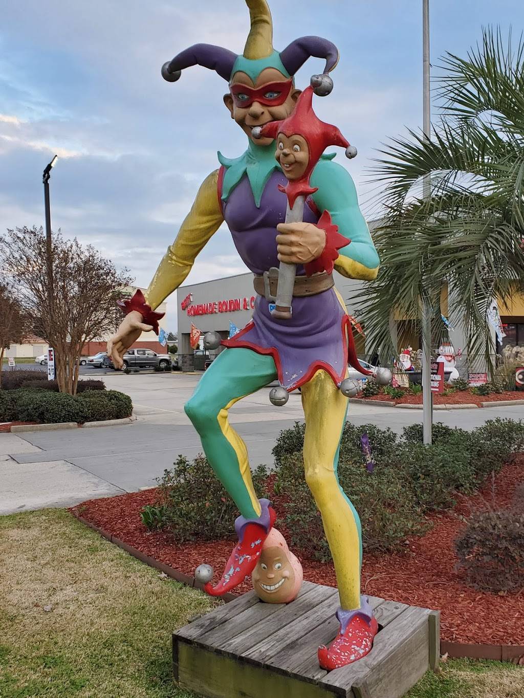 Dons Specialty Meats | restaurant | 730 I-10 South Frontage Rd, Scott, LA 70583, USA | 3372342528 OR +1 337-234-2528