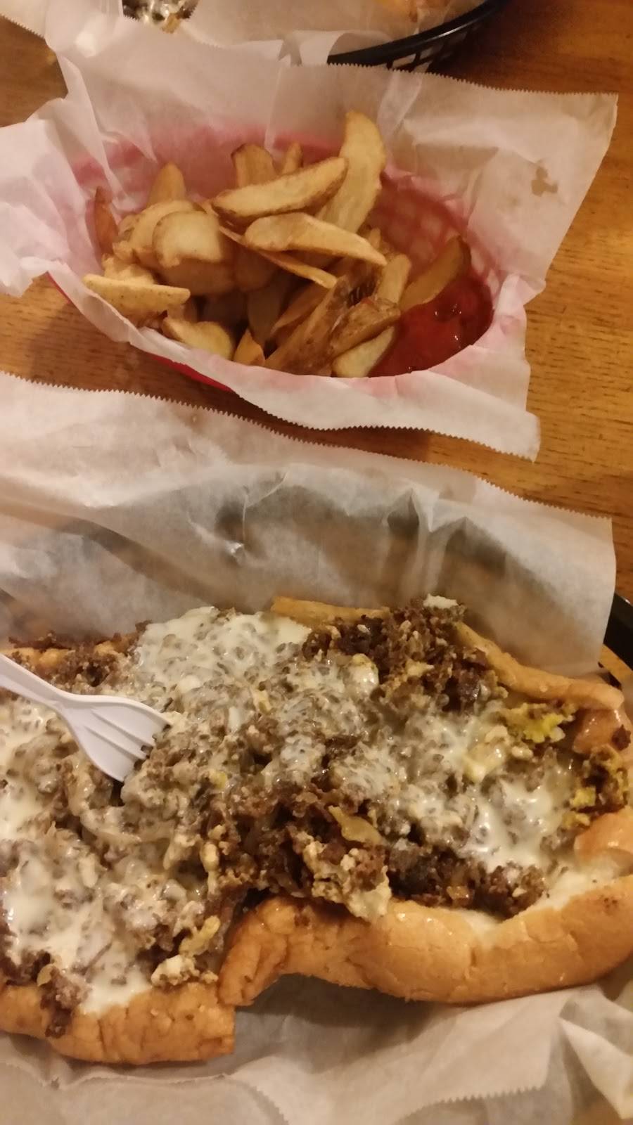 J. Michaels Philly Deli | meal takeaway | 3501 Oleander Dr, Wilmington, NC 28403, USA | 9107636466 OR +1 910-763-6466