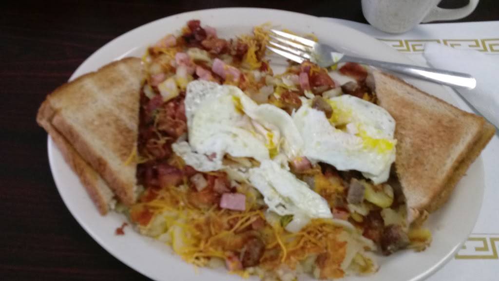 Mayflower Family Restaurant | restaurant | 211 N 1st St, Dunlap, IL 61525, USA | 3092437770 OR +1 309-243-7770