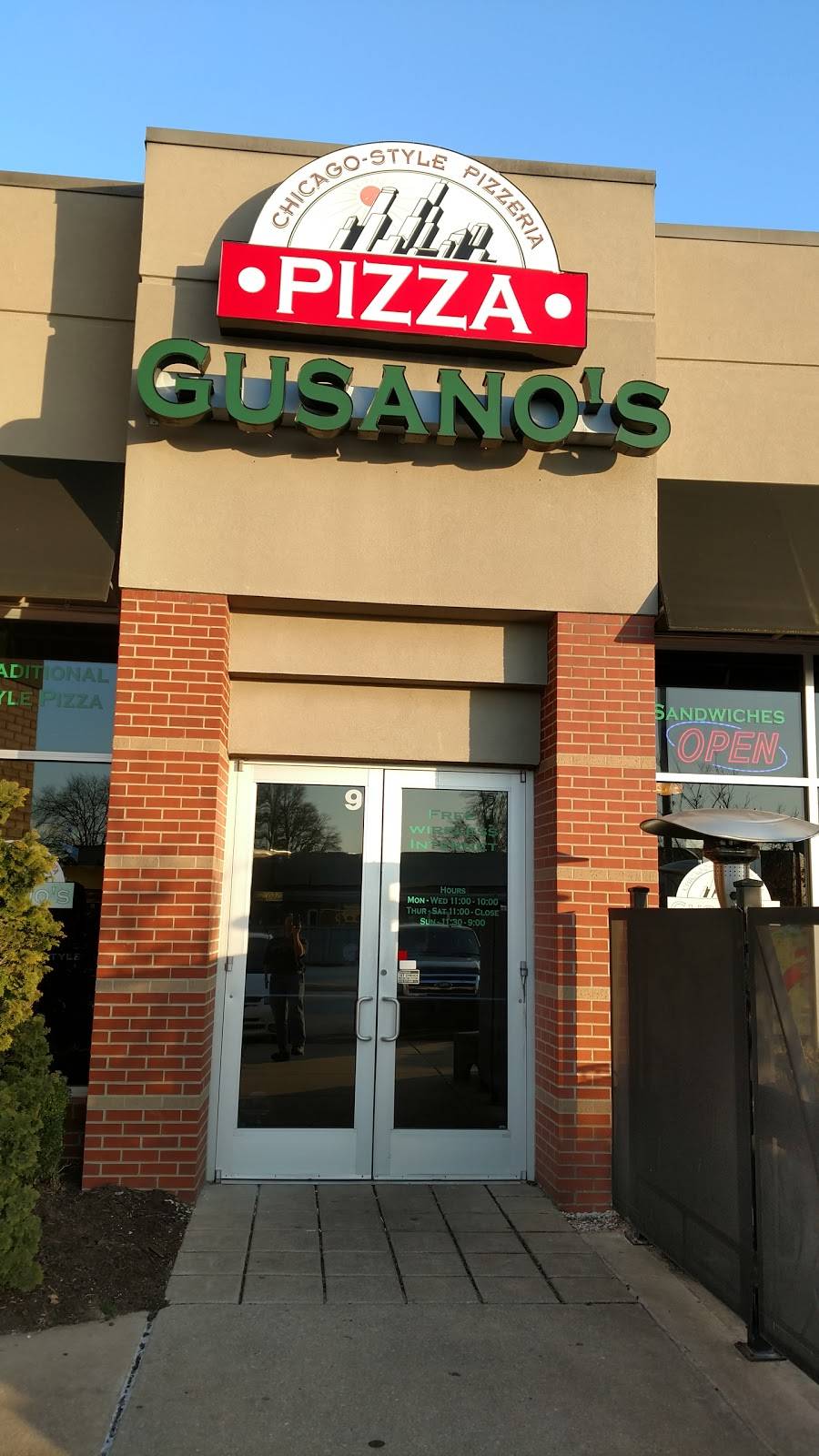 Gusanos Pizzeria | restaurant | 2905 S Walton Blvd #9, Bentonville, AR 72712, USA | 4792718242 OR +1 479-271-8242