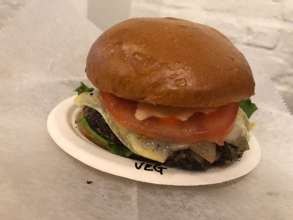 Stocked Burger | restaurant | 663 Washington Ave, Brooklyn, NY 11238, USA | 7188725304 OR +1 718-872-5304