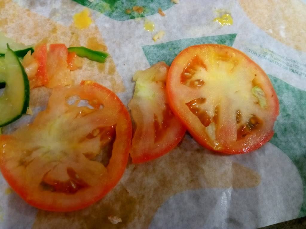 Subway | restaurant | 916 Cox Rd #212, Gastonia, NC 28054, USA | 7048671448 OR +1 704-867-1448