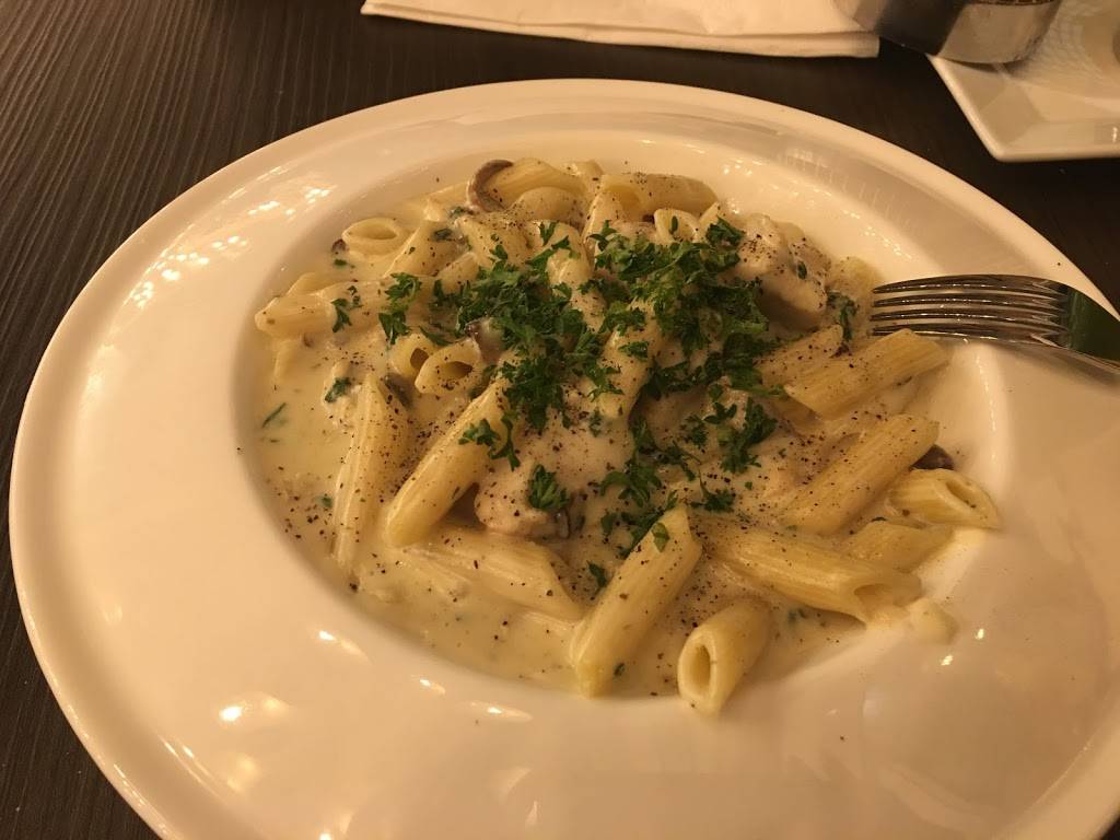 Palace Of The Sultan | restaurant | 1971 Lakeshore Rd W, Mississauga, ON L5J 1J6, Canada | 9058230000 OR +1 905-823-0000