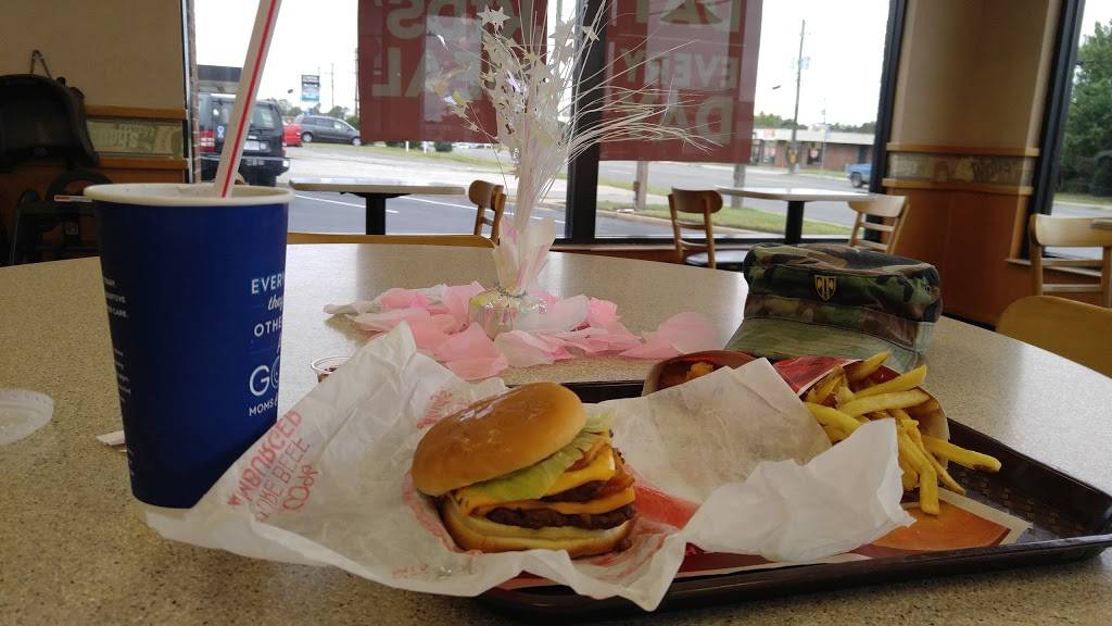 Wendys | restaurant | 172 E Belt Blvd, Richmond, VA 23224, USA | 8042300824 OR +1 804-230-0824