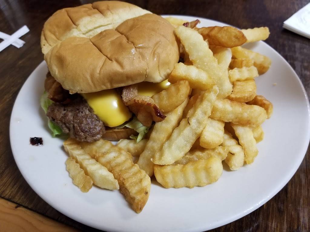 Popes Cafe | cafe | 120 Public Square E, Shelbyville, TN 37160, USA | 9316844100 OR +1 931-684-4100