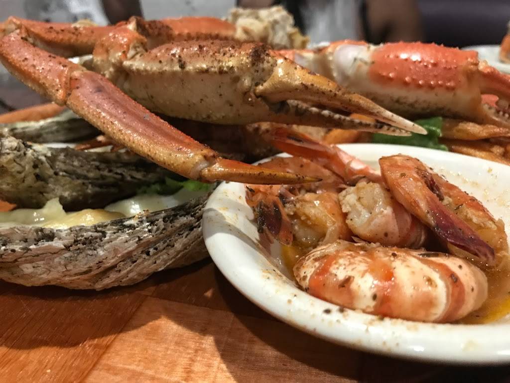 CJs Crab Shack | restaurant | 600 Ocean Dr, Miami Beach, FL 33139, USA | 3056045951 OR +1 305-604-5951