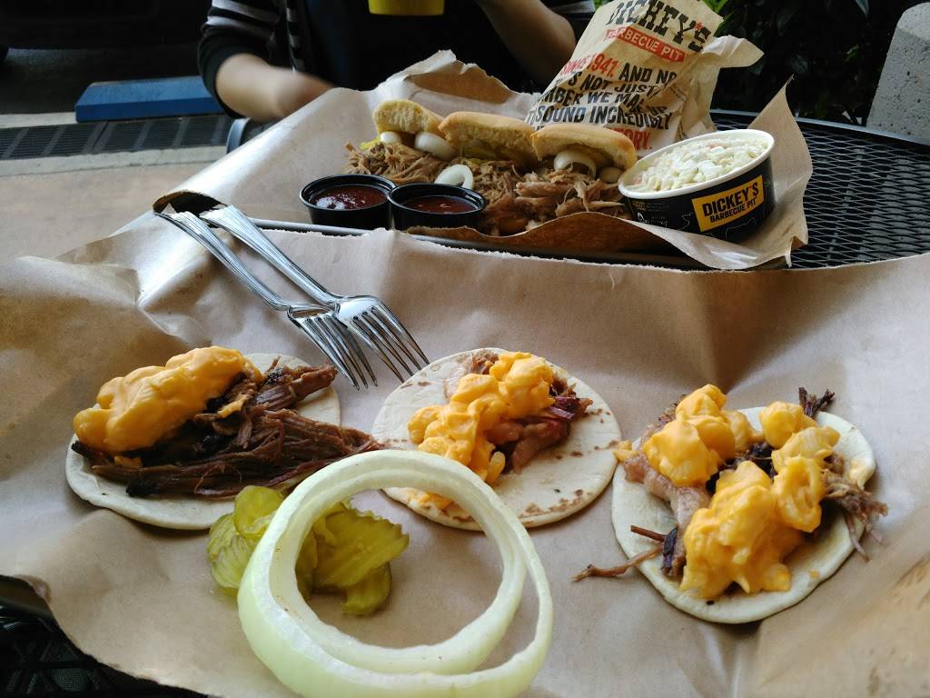 Dickeys Barbecue Pit | restaurant | 2435 E Imperial Hwy Unit E, Brea, CA 92821, USA | 7145158177 OR +1 714-515-8177