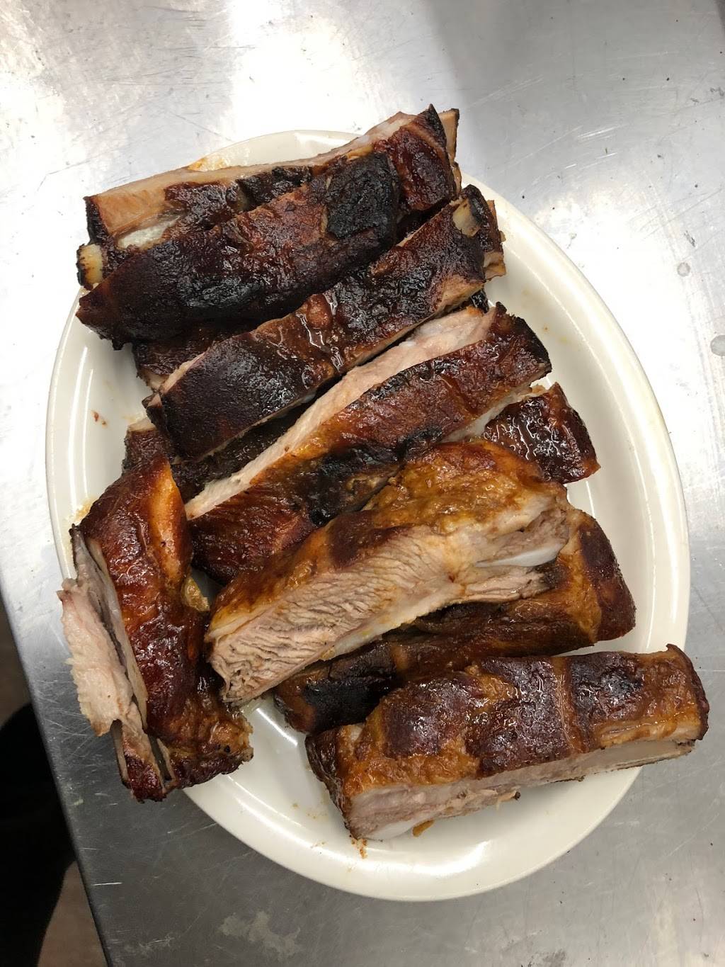 Lit BBQ | restaurant | 670 Clarkson Ave, Elizabeth, NJ 07202, USA | 9083552000 OR +1 908-355-2000