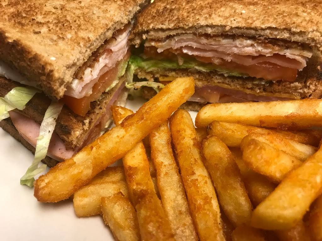 Cs Waffles Family Restaurant | restaurant | 6526 South Ave, Youngstown, OH 44512, USA | 3309533790 OR +1 330-953-3790