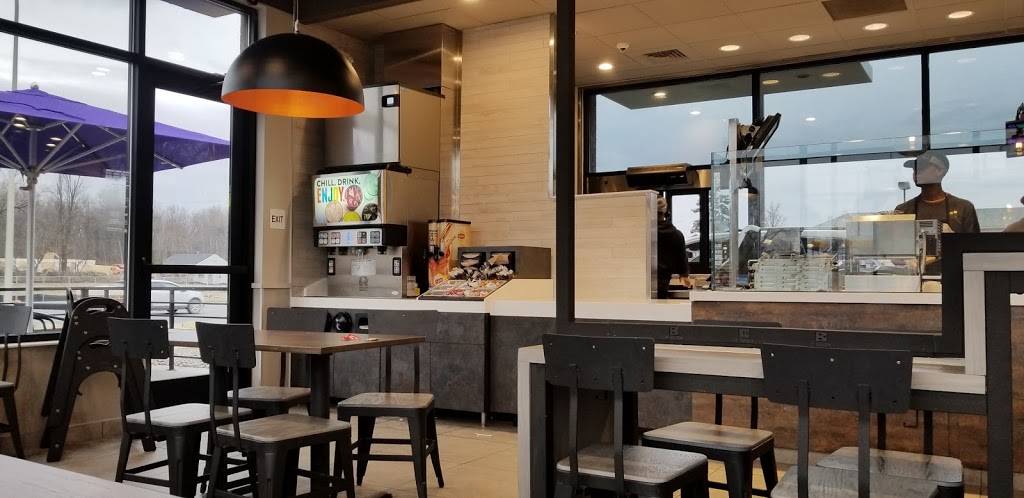 Taco Bell | meal takeaway | 37500 Ford Rd, Westland, MI 48185, USA | 7342383103 OR +1 734-238-3103