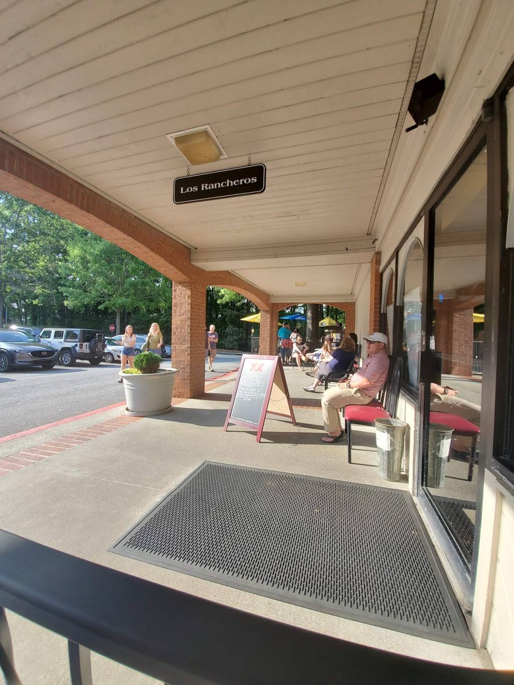Los Rancheros Mexican Restaurant | restaurant | 2090 Dunwoody Club Dr, Atlanta, GA 30350, USA | 7703939347 OR +1 770-393-9347