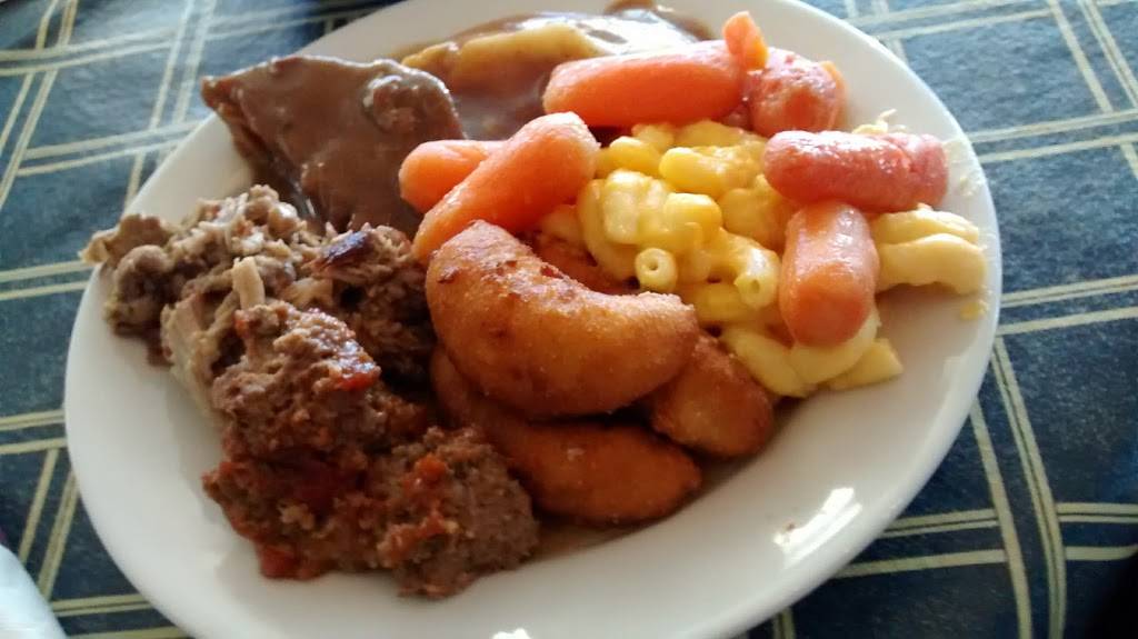 Village Station 1893 Restaurant | restaurant | 2744 N Roberts Ave, Lumberton, NC 28358, USA | 9107390211 OR +1 910-739-0211