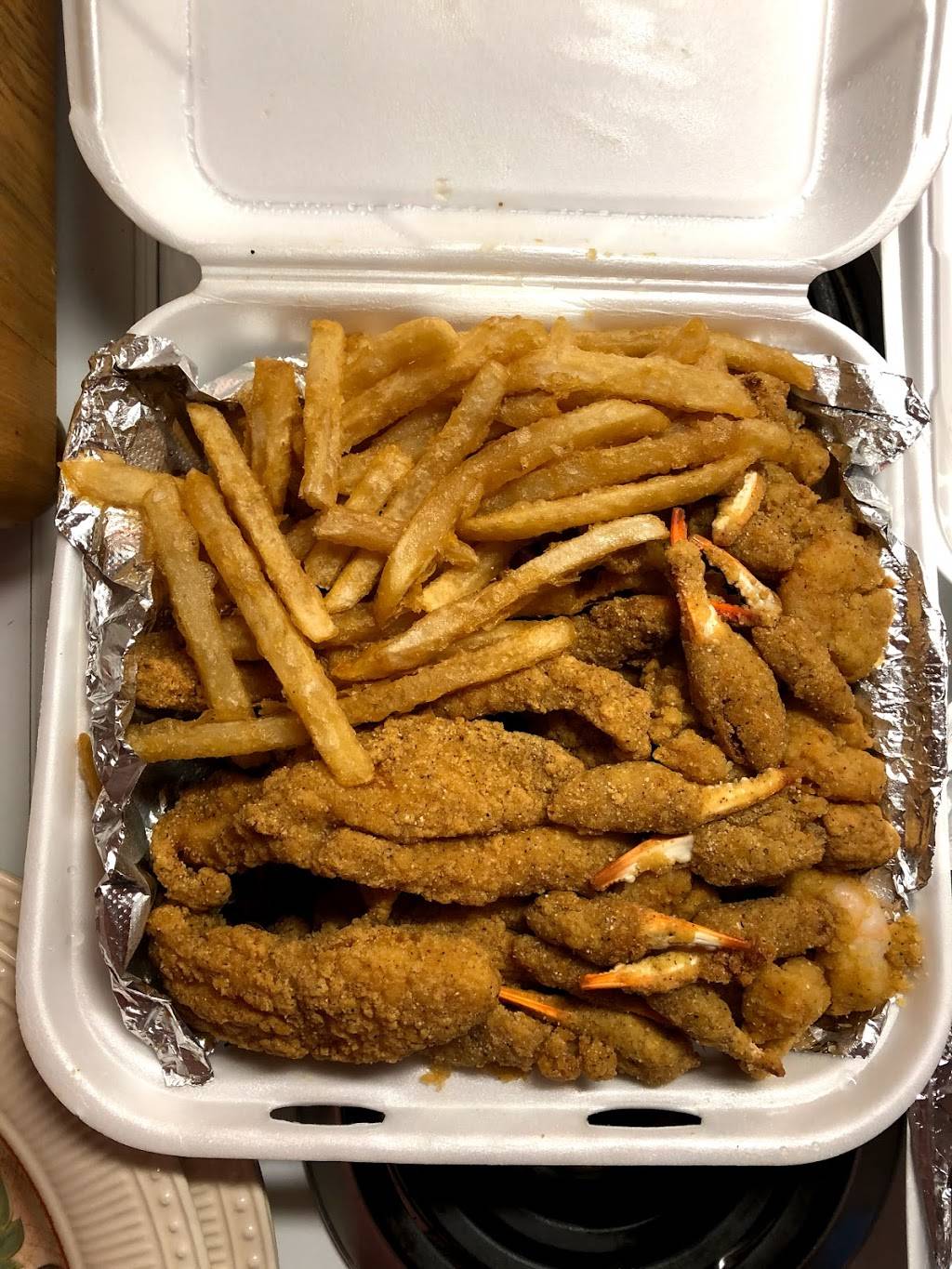 Tugus Restaurant | restaurant | 6909 MS-613, Moss Point, MS 39563, USA | 2284749910 OR +1 228-474-9910