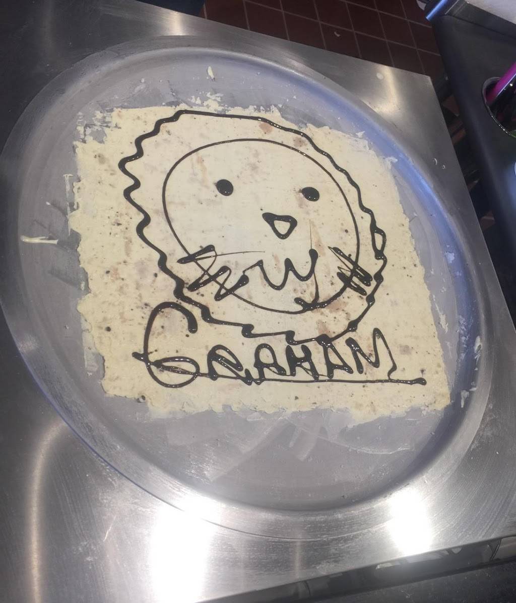 Freezing Moo | restaurant | 2755 N Maize Rd Ste. #101, Wichita, KS 67205, USA | 3164255530 OR +1 316-425-5530