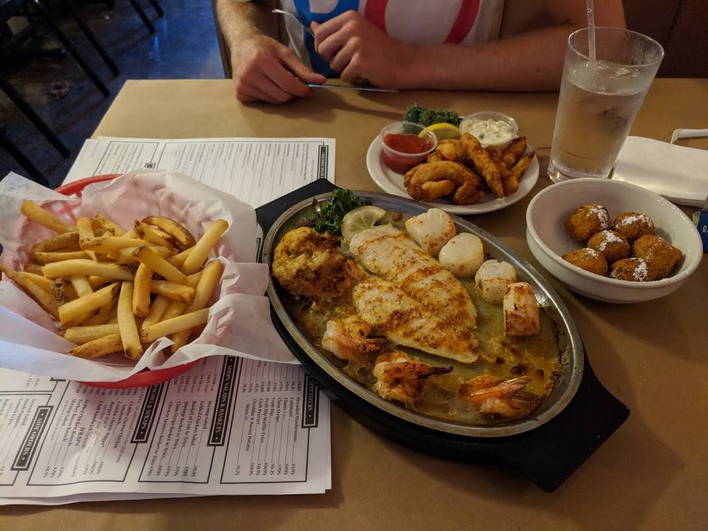 Dave & Janes Crabhouse | restaurant | 2989 Tract Rd, Fairfield, PA 17320, USA | 7176426574 OR +1 717-642-6574