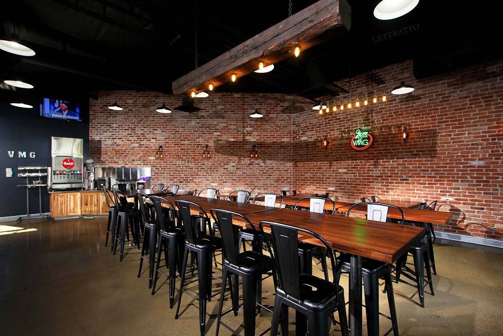 Victor’s Mexican Grill | restaurant | 1901 20th St, Bakersfield, CA 93301, USA | 6614893000 OR +1 661-489-3000