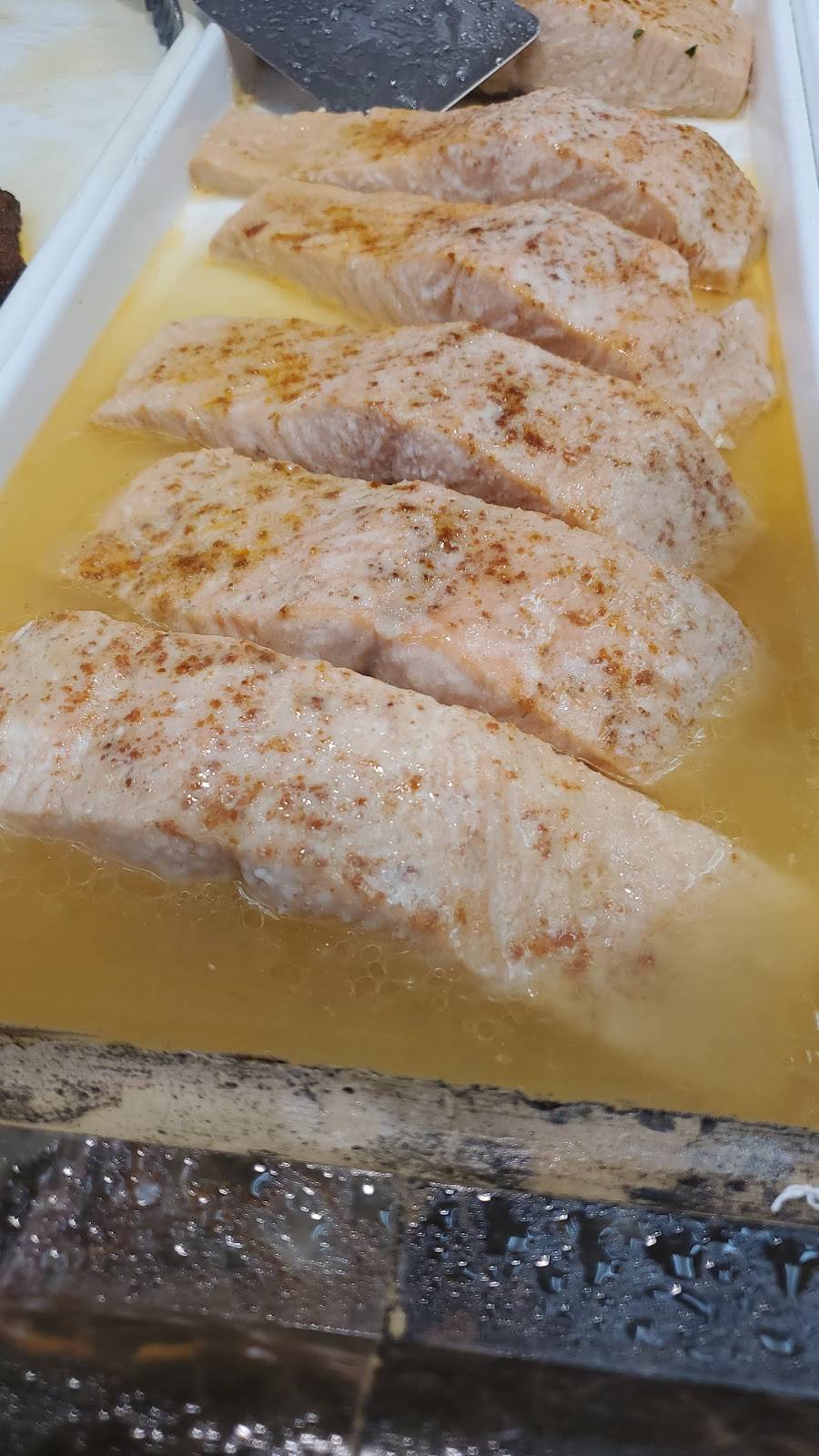 Roslyn Seafood Gourmet | restaurant | 444 Willis Ave, Roslyn Heights, NY 11577, USA | 5164847944 OR +1 516-484-7944