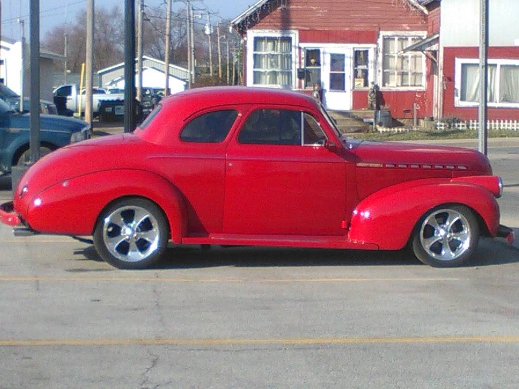 Hardees | restaurant | 301 N Broadway, Peru, IN 46970, USA | 7654733269 OR +1 765-473-3269