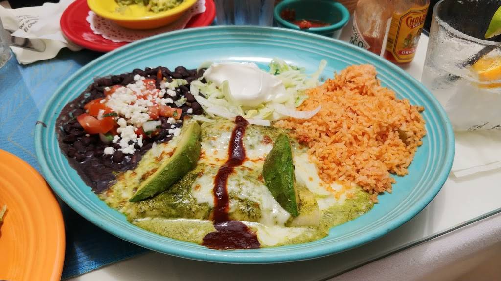 El Cholo | restaurant | 3520 East Coast Hwy, Corona Del Mar, CA 92625, USA | 9497776137 OR +1 949-777-6137