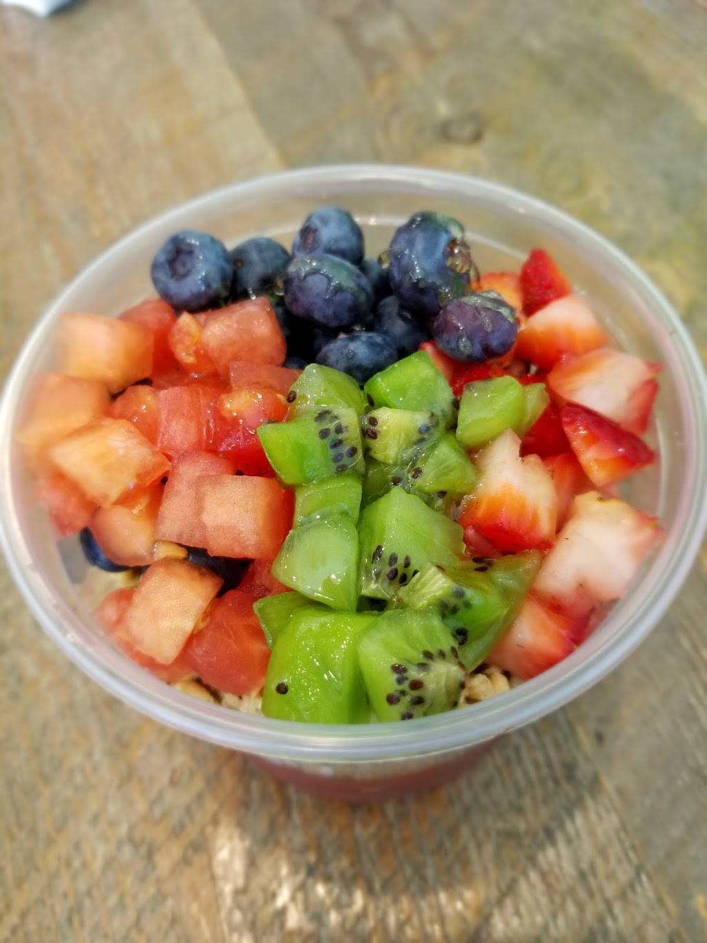 Bowlology | restaurant | 731 Campus Dr, El Segundo, CA 90245, USA | 3106163393 OR +1 310-616-3393