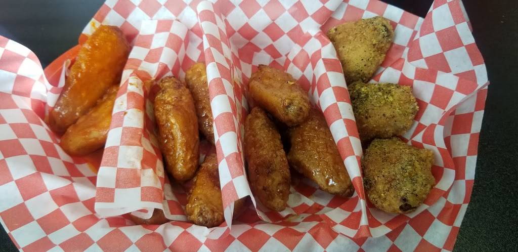 Boom Chicken | restaurant | 1063 E Ave. J #101, Lancaster, CA 93535, USA | 6615799892 OR +1 661-579-9892