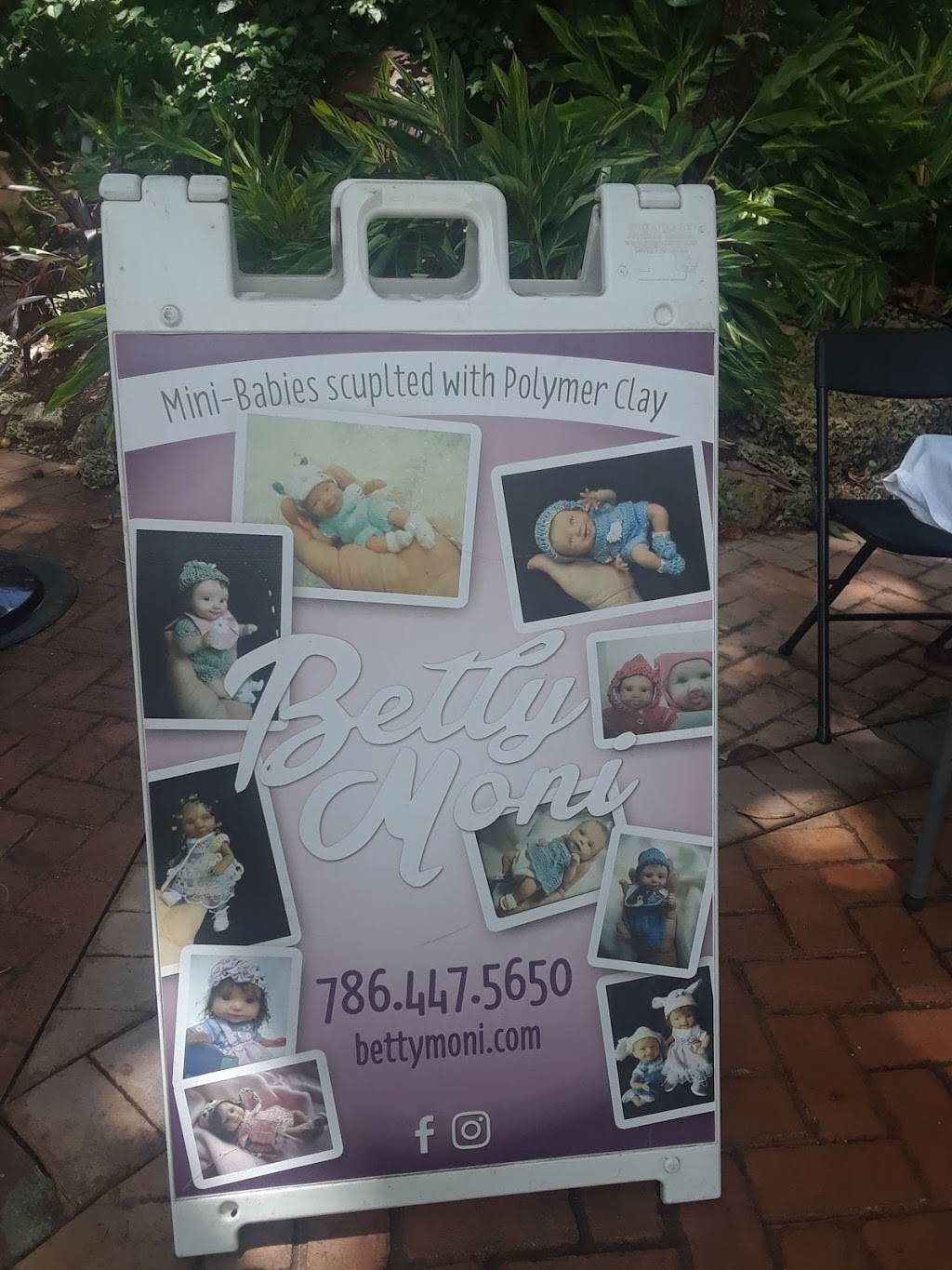 Cauley Square Historic Village | restaurant | 22400 Old Dixie Hwy, Miami, FL 33170, USA | 3052583543 OR +1 305-258-3543