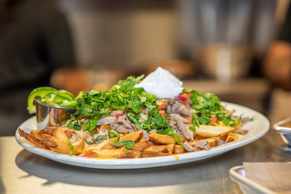 Alkeys Lounge & Eatery | restaurant | 165 W Main St, Lewisville, TX 75057, USA | 9725375522 OR +1 972-537-5522