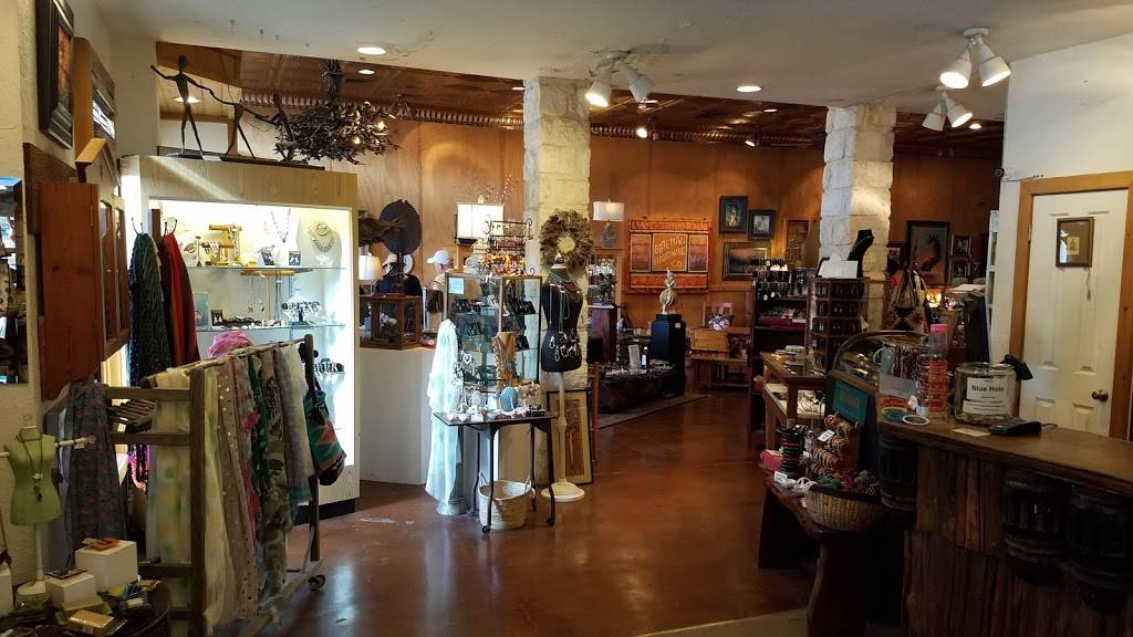 Longleaf Craft Kitchen & Bar | restaurant | 314 Wimberley Square, Wimberley, TX 78676, United States | 5128423044 OR +1 512-842-3044