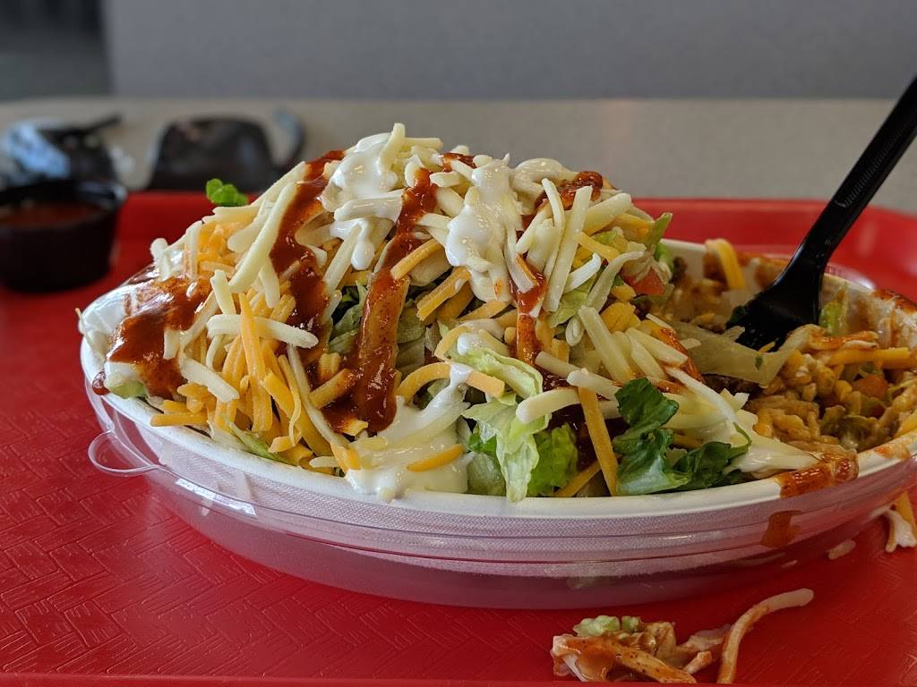 Hot Head Burritos | restaurant | 480 E Broad St, Pataskala, OH 43062, USA | 7409273578 OR +1 740-927-3578