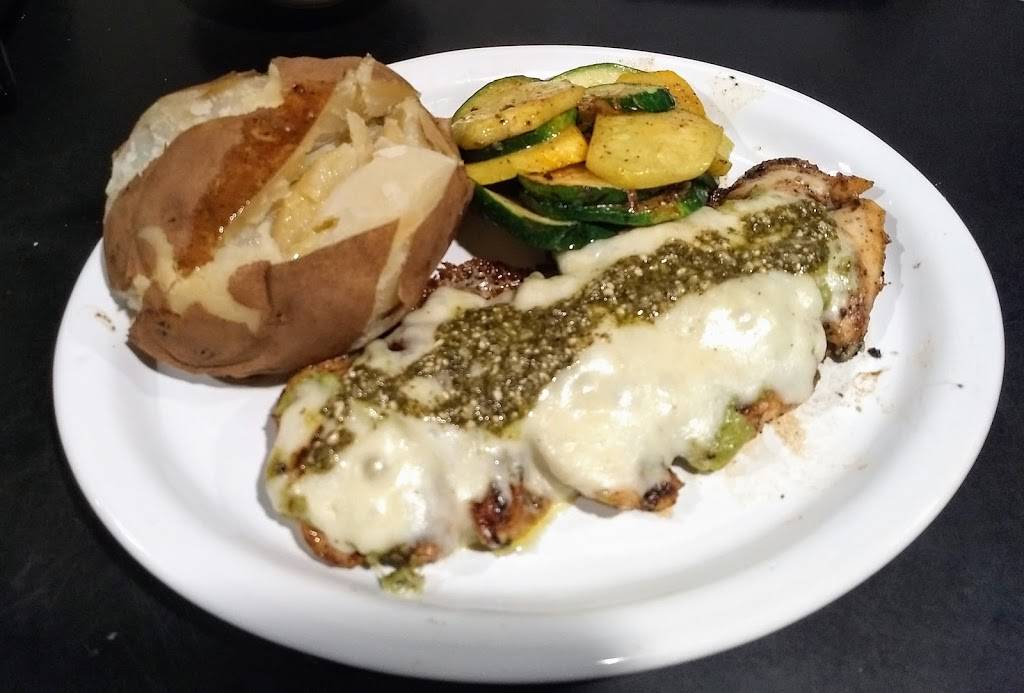 Tally Ho | restaurant | 3775 E Main St, Melbourne, AR 72556, USA | 8703685252 OR +1 870-368-5252