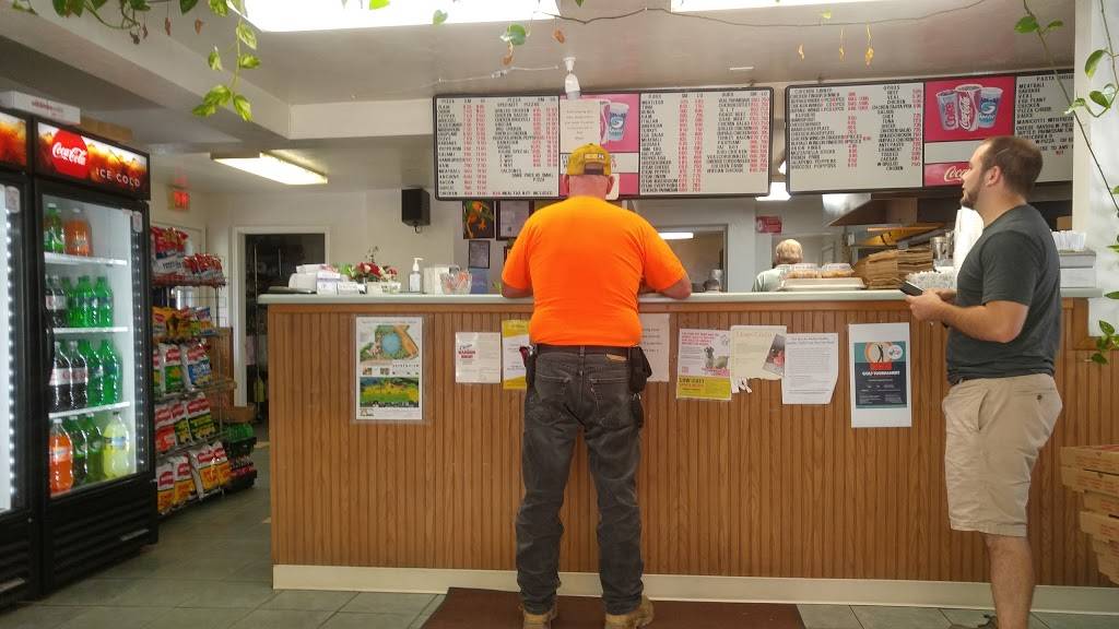 Sterling Village Pizza & More | restaurant | 239 Worcester Rd, Sterling, MA 01564, USA | 9784227166 OR +1 978-422-7166