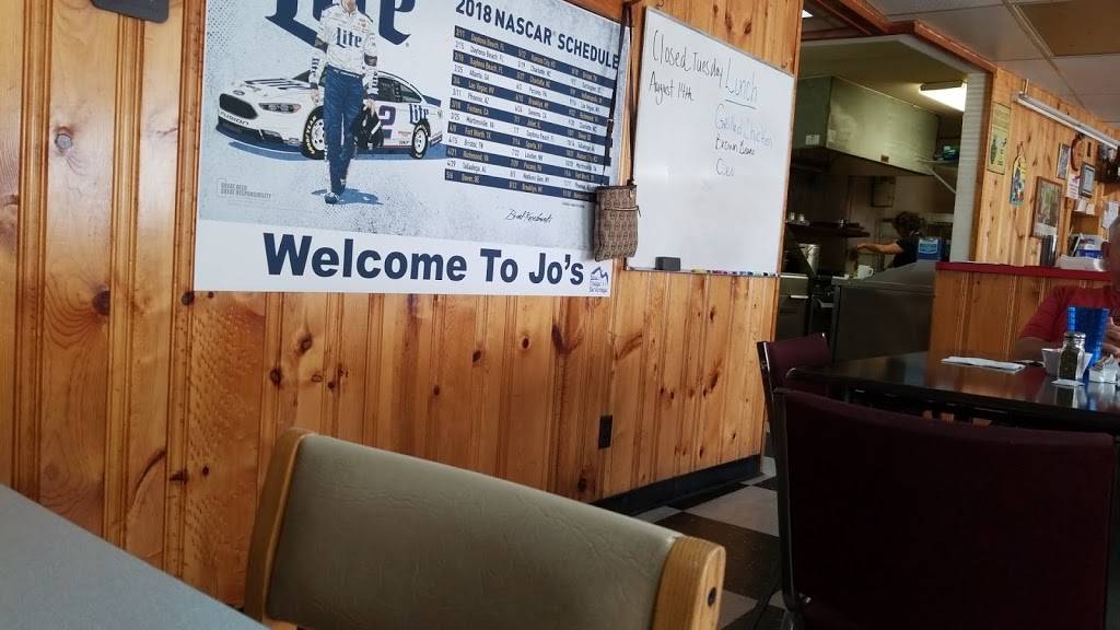 Jos Place | restaurant | 751 N Delphine Ave, Waynesboro, VA 22980, USA | 5409490221 OR +1 540-949-0221