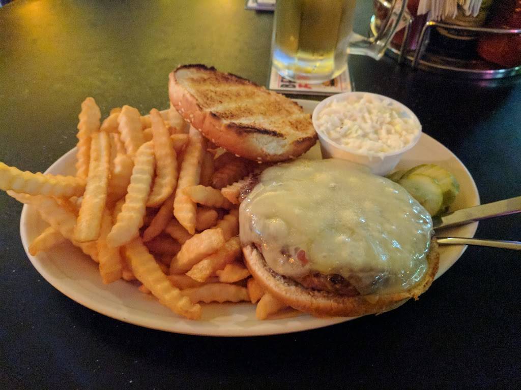 Charlie Beinlichs | restaurant | 290 Skokie Blvd, Northbrook, IL 60062, USA | 8472910420 OR +1 847-291-0420