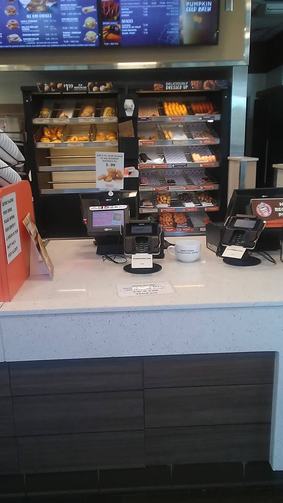Dunkin | bakery | 100 Dog Track Rd, Longwood, FL 32750, USA | 4079515488 OR +1 407-951-5488
