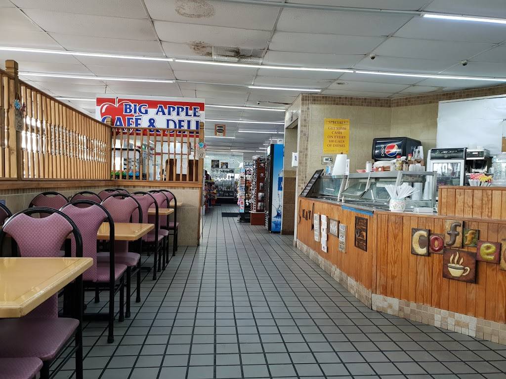 Big Apple Cafe & Deli | restaurant | 293 E N County Rd 470, Sumterville, FL 33585, USA | 3527931233 OR +1 352-793-1233