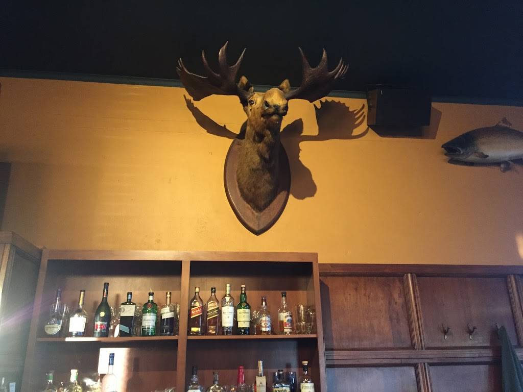 Bucks American Cafe | restaurant | 2901 Hewitt Ave, Everett, WA 98201, USA | 4252581351 OR +1 425-258-1351