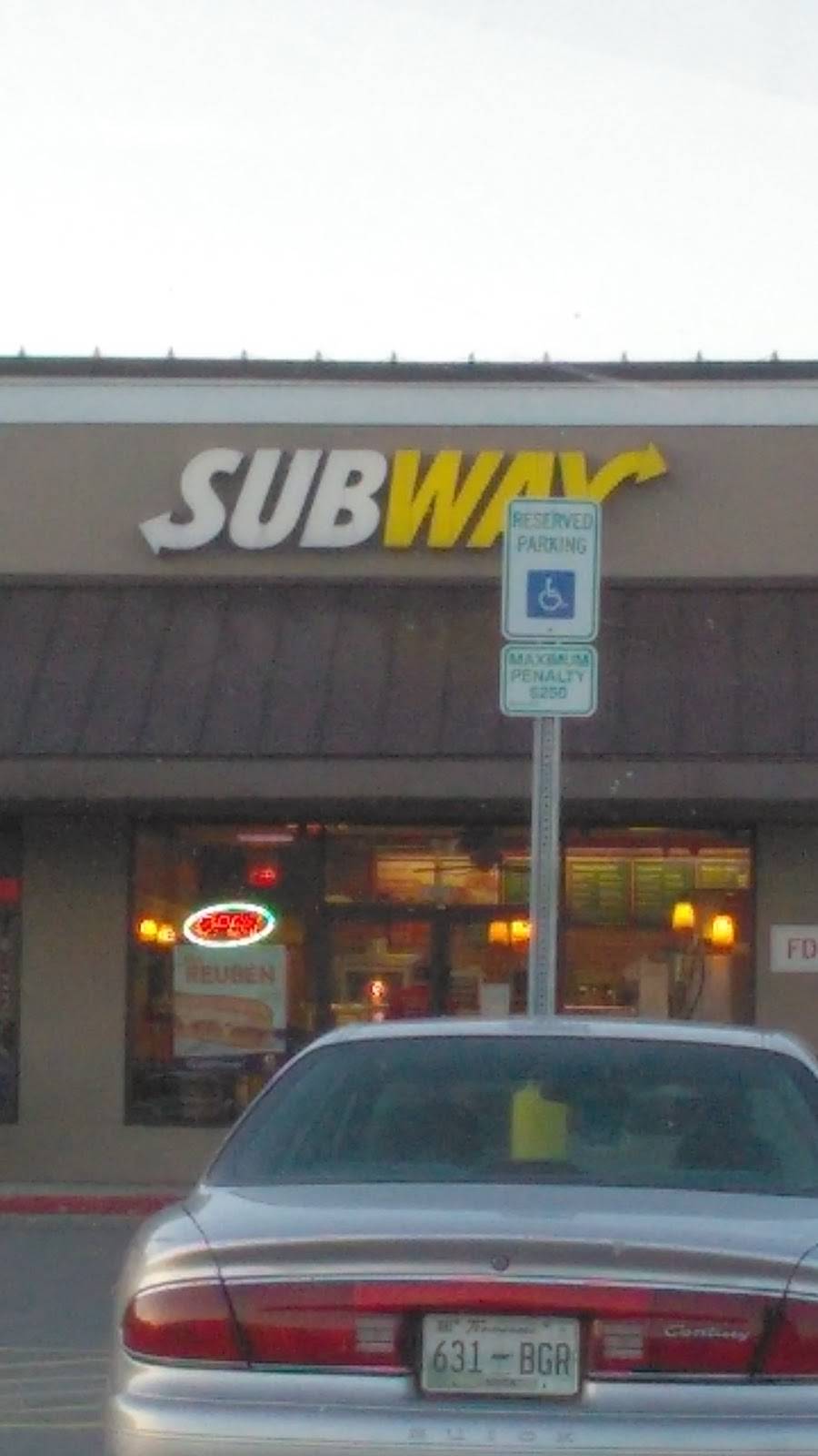 Subway | restaurant | 7300 Norris Fwy, Knoxville, TN 37918, USA | 8659220339 OR +1 865-922-0339