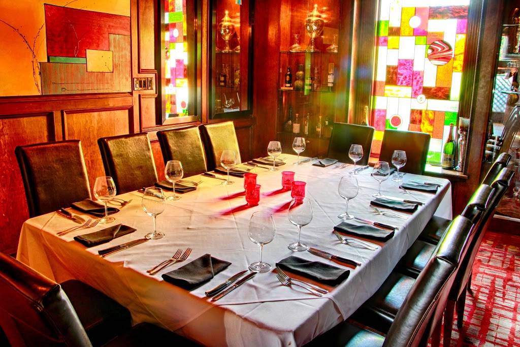 Brenners on the Bayou | restaurant | 1 Birdsall St, Houston, TX 77007, USA | 7138684444 OR +1 713-868-4444