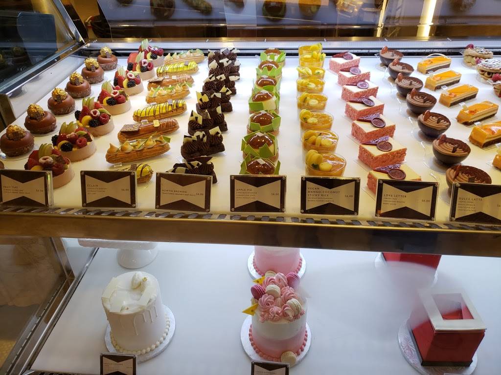 Chez Bon Bon | bakery | 4441 Collins Avenue, [Lobby], Miami Beach, FL 33140, USA | 3056744740 OR +1 305-674-4740