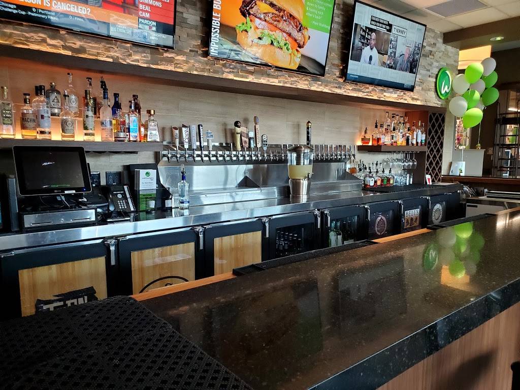 Wahlburgers @ Hy-vee | restaurant | 301 NE Rice Rd, Lees Summit, MO 64086, USA | 8163473526 OR +1 816-347-3526