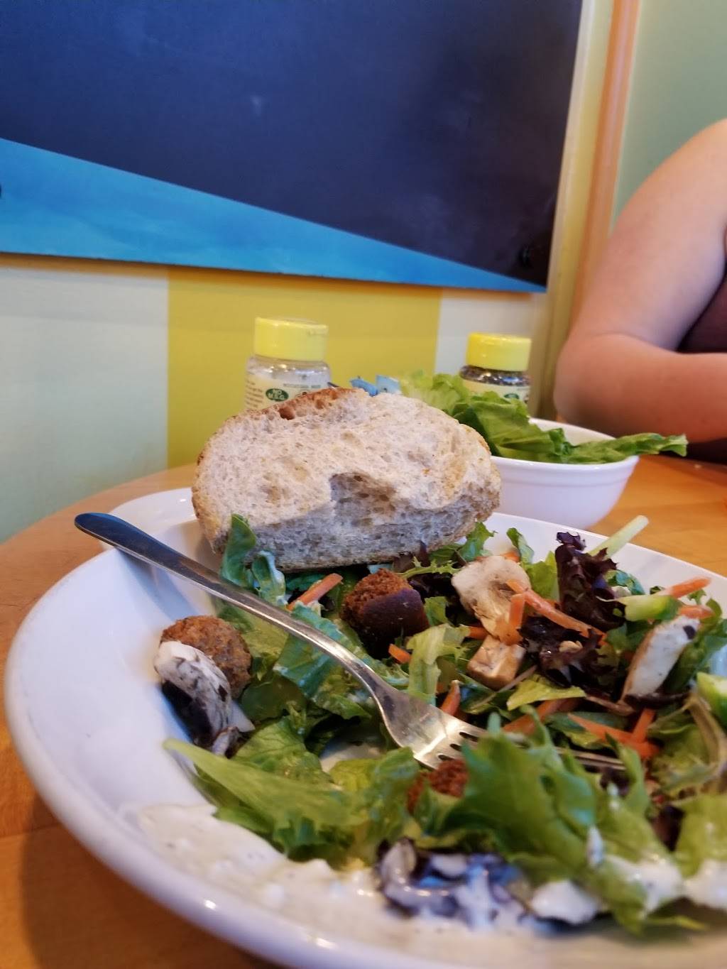 Roast & Toast | cafe | 309 E Lake St, Petoskey, MI 49770, USA | 2313477767 OR +1 231-347-7767