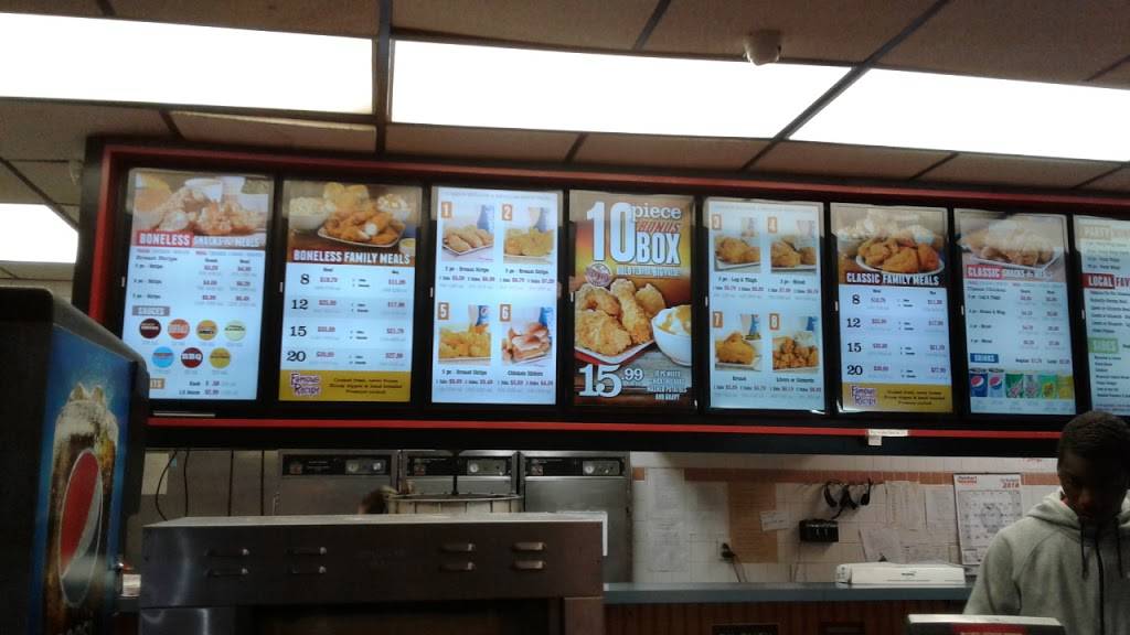 Lees Famous Recipe Chicken | restaurant | 5251 Glenway Ave, Cincinnati, OH 45238, USA | 5139211386 OR +1 513-921-1386